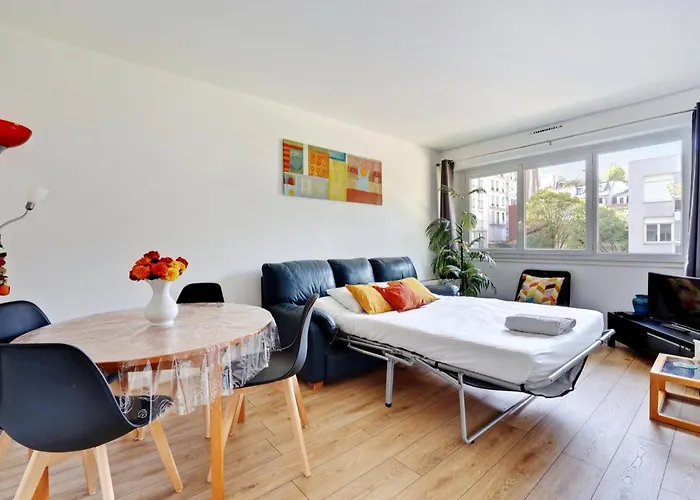 Lägenhet Familial Spacieux 2ch Avec Parking Prive Sup Paris